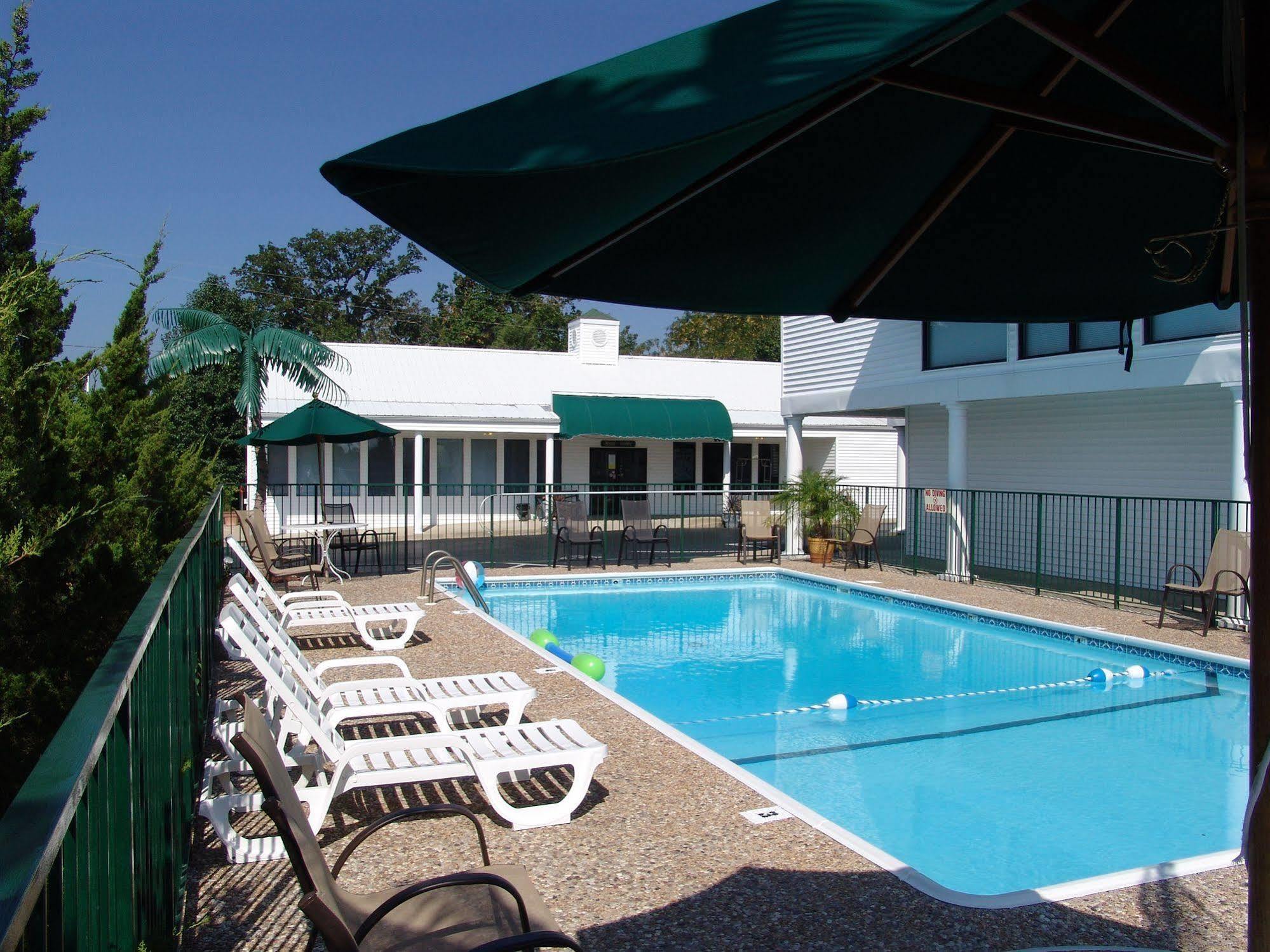 Super 8 By Wyndham Branson - Shepherd Of The Hills Exwy Exterior photo